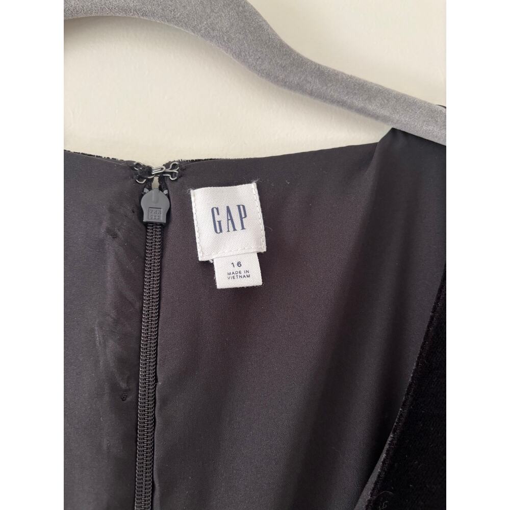 GAP Black Velvet Jumpsuit Women’s Size 16 V Neck Tie Waist Wide Leg Evening - Picture 8 of 12